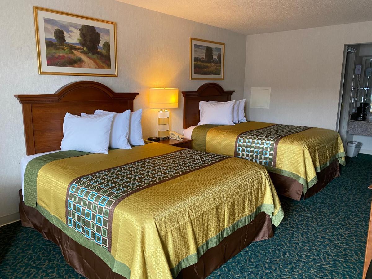 Harrisonville Inn & Suites 외부 사진