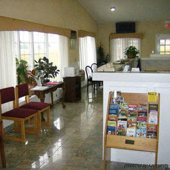 Harrisonville Inn & Suites 내부 사진